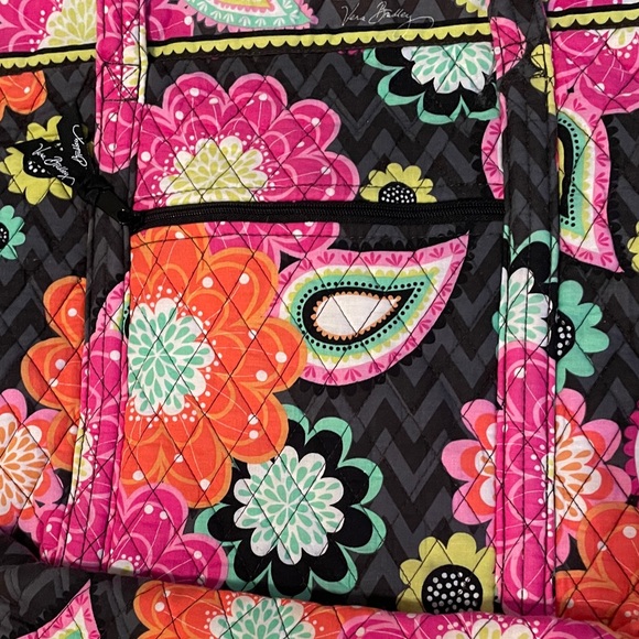 Vera Bradley Ziggy Zinnia Tote Bag Quilted Floral Shoulder Bag Black Multicolor - Picture 9 of 16